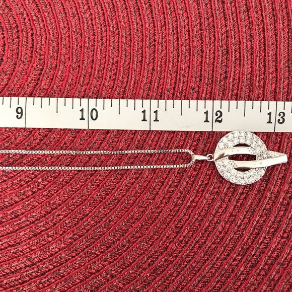 Pendant and earrings set - Picture 3 of 3